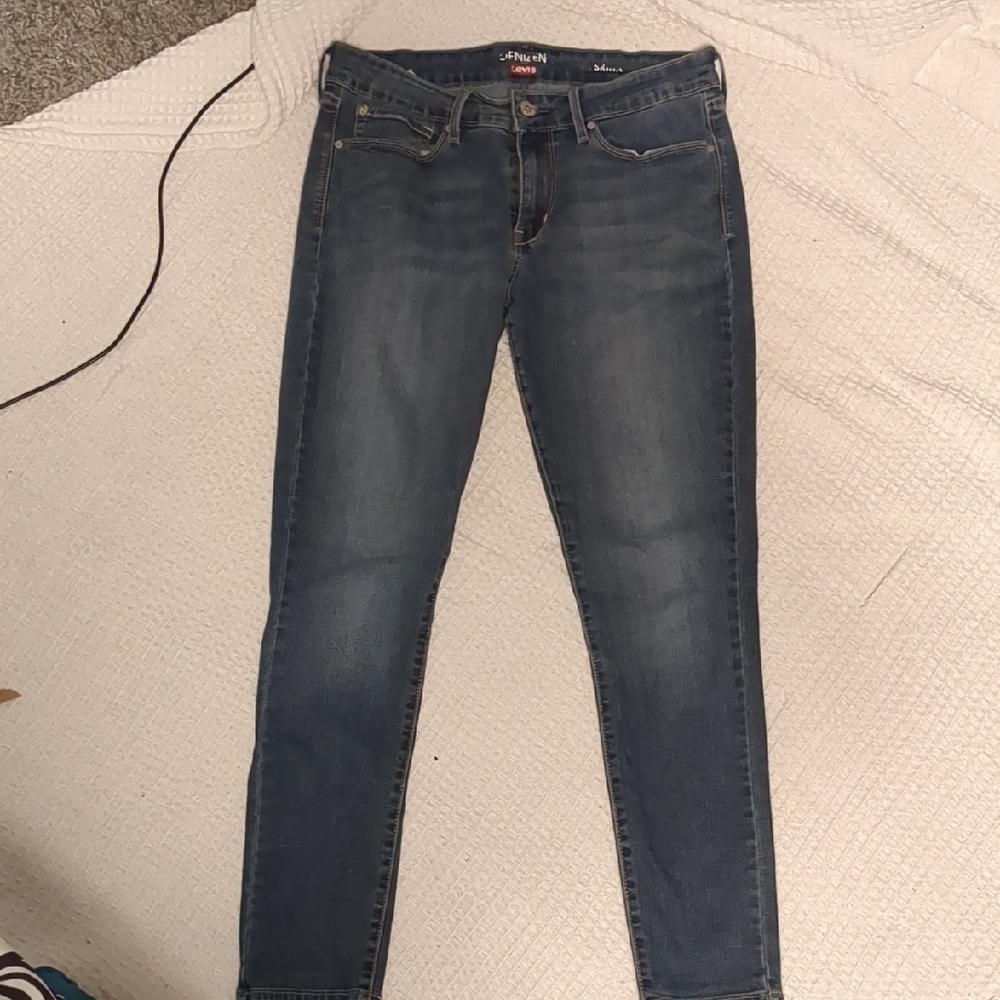 Levi's Women's Dark Blue Skinny Jeans